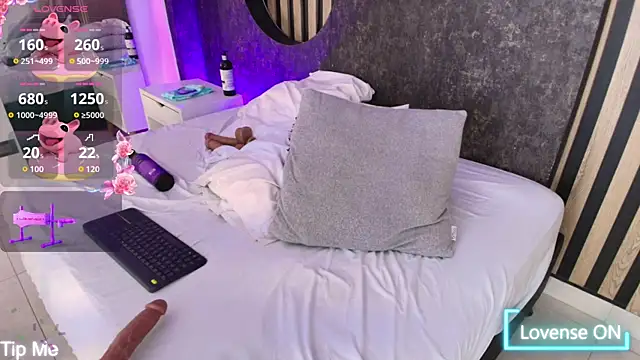 salome-gh's cam snapshot