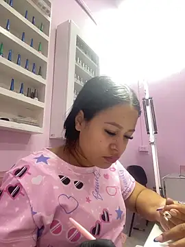 PaulaCruz01's cam snapshot