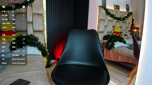 little_sophie18's cam snapshot