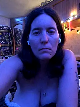 Novgirl110883's cam snapshot