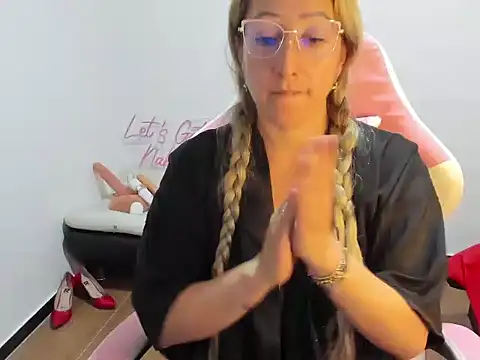 chrystal_sl852's cam snapshot