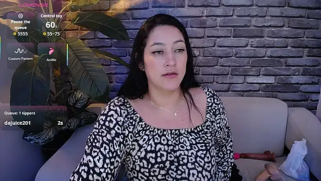 kenda_hot_'s cam snapshot