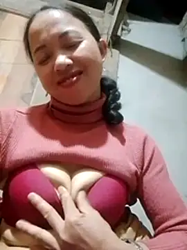 TRIEUTRIEU20's cam snapshot