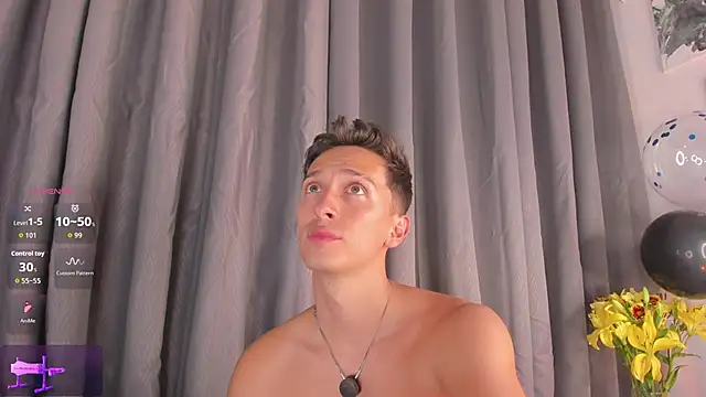 Thiago_jones live sex cam