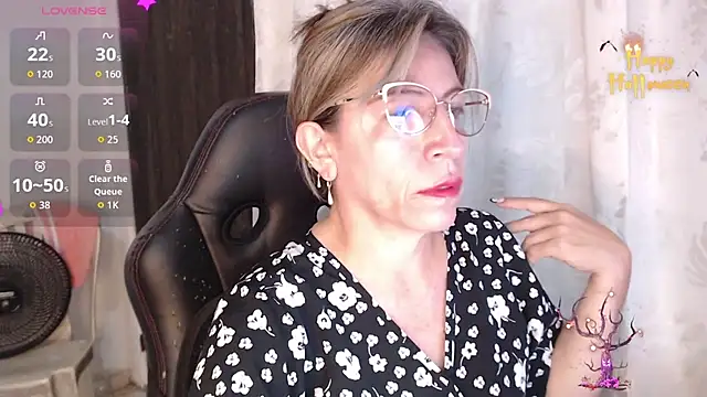 Chayla_Ruiz's cam snapshot