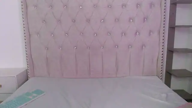 Abril_Squirt's cam snapshot