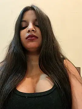 Maahhii_2's cam snapshot