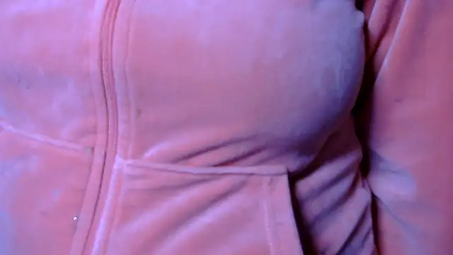 Lucky_Flora's cam snapshot