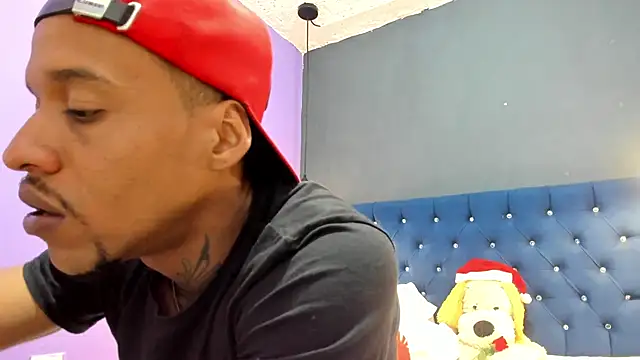 Salomon_koude live sex cam