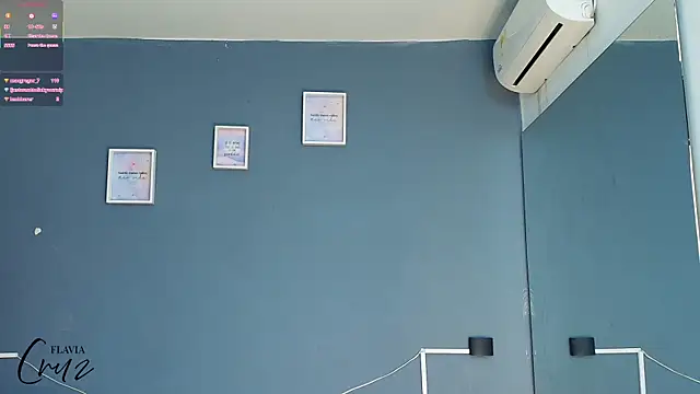 flavia_cruz live sex cam