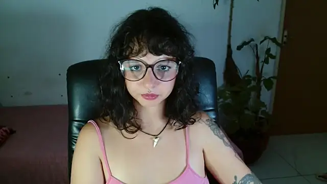 myamillor live sex cam