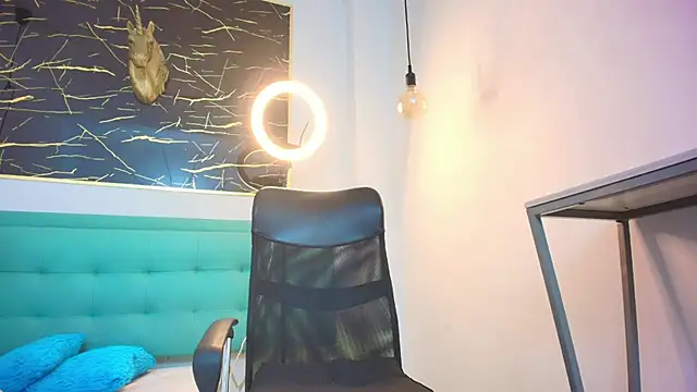 Bella_salvatore live sex cam