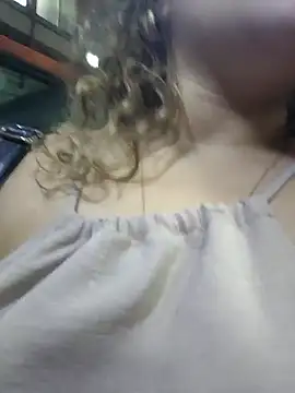 Sara_smiiith211 live sex cam