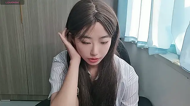 Yyoo-99 live sex cam
