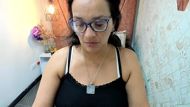 MarilynMiilf_ live sex cam