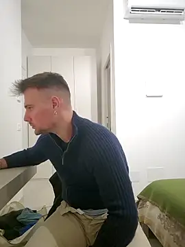 mrlyuis live sex cam