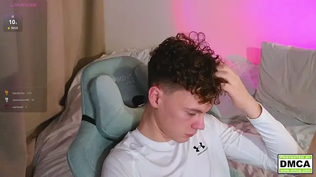 cute_thomas live sex cam