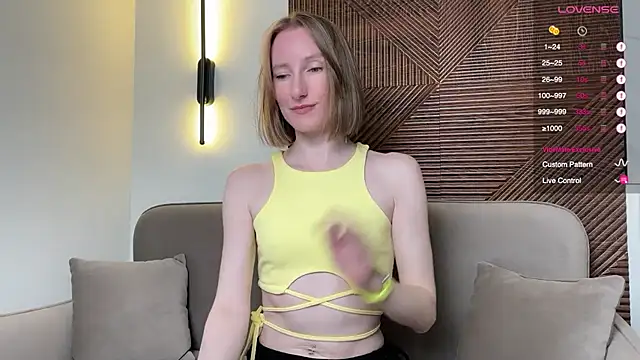 MonikaBos live sex cam