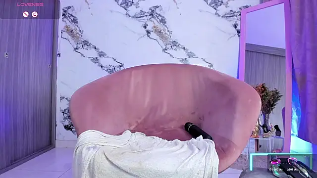 Annaross2 live sex cam