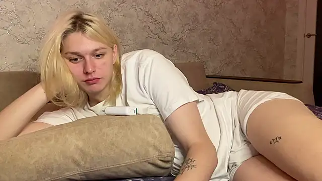 evelina228 live sex cam