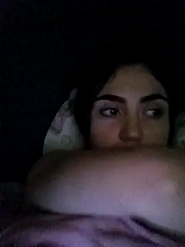 Ncfyv_ncyuhv's cam snapshot