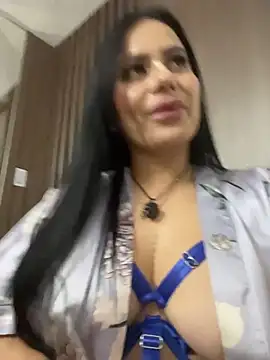 Miah_gomez_ live sex cam