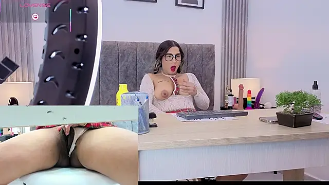 Ema_Stone65's cam snapshot