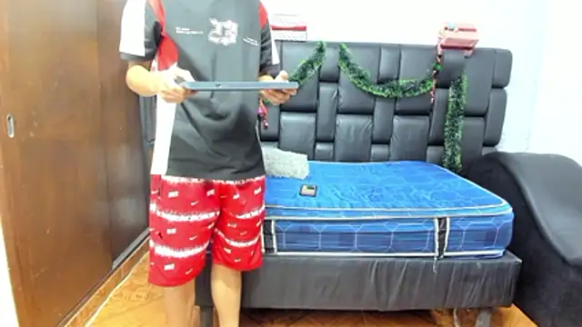 salome_mio's cam snapshot