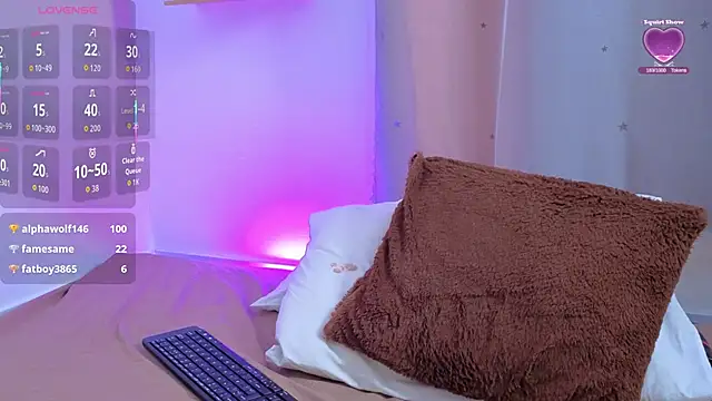 Mia_thompson06's cam snapshot