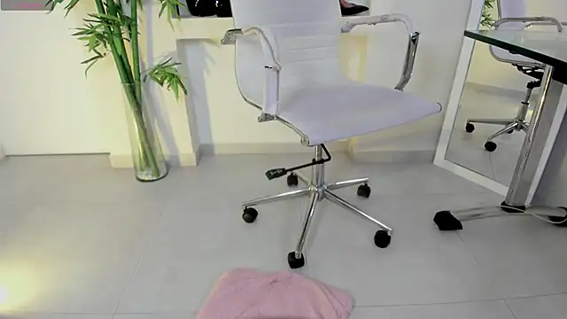 luna_cute__'s cam snapshot