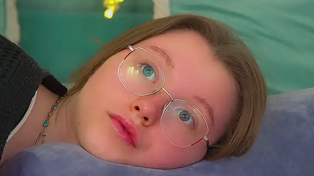 KeiraAsti's cam snapshot