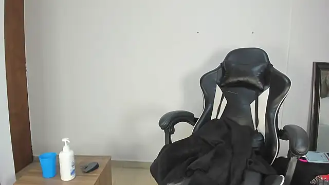 natasha_steele's cam snapshot