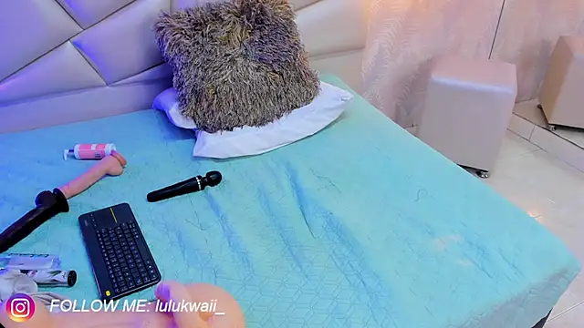 lulukawai16's cam snapshot