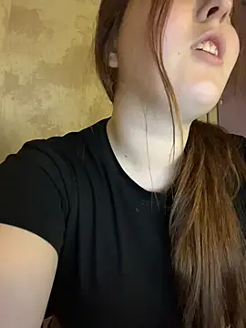 Charming_hamster_'s cam snapshot