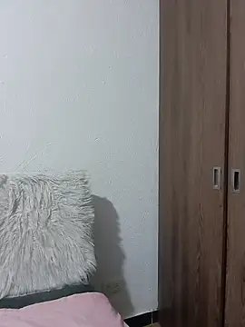 Little-Sammy's cam snapshot