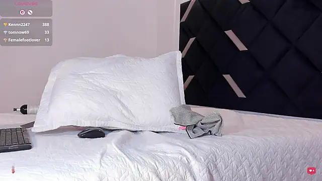 IsabellaGrey19's cam snapshot