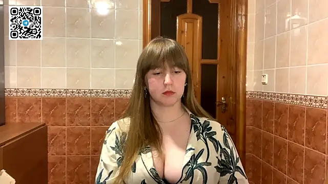 MaroonMoon_'s cam snapshot