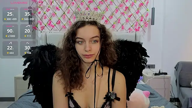 Luna_Veyra's cam snapshot