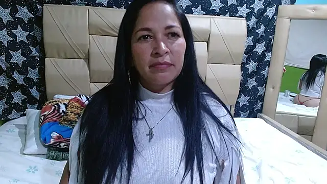 Stefanny_Taylor_'s cam snapshot