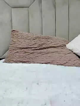 Queen_355 live sex cam