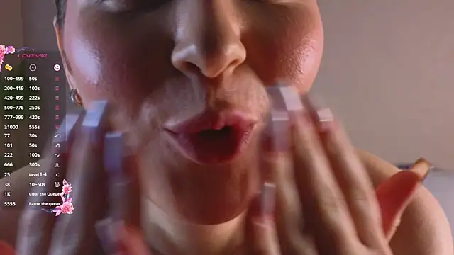 EmilyVale's cam snapshot