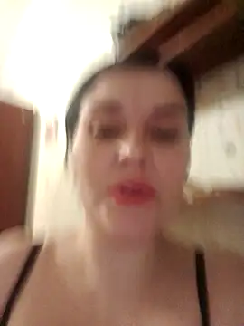 Ksysha2805 live sex cam