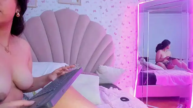 Lizz39's cam snapshot