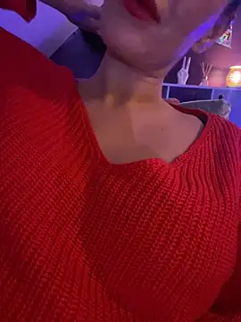 XLucilleX's cam snapshot