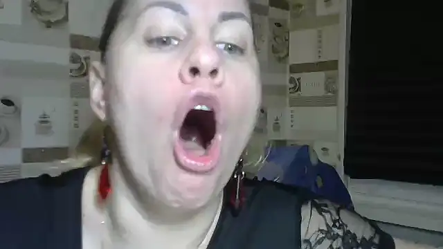 TherestlessKitty's cam snapshot