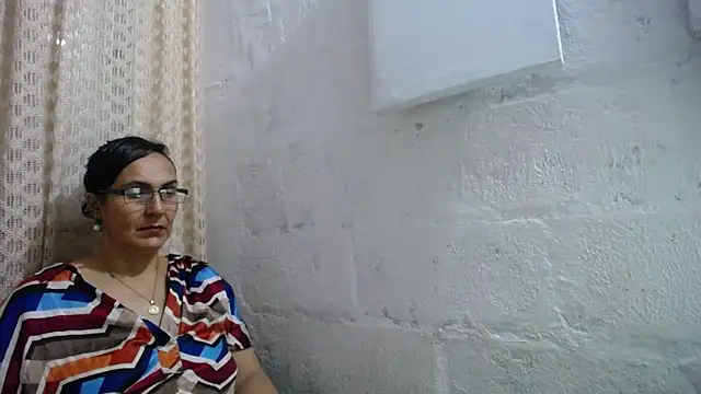 gabbyparker_'s cam snapshot