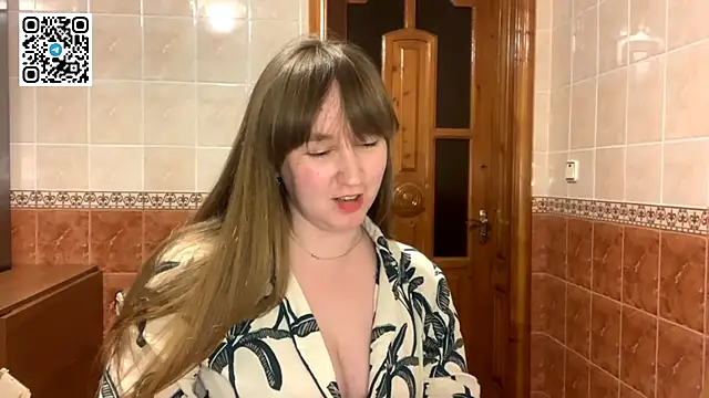 MaroonMoon_'s cam snapshot