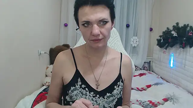 AvaSaturnian's cam snapshot