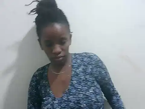 prettybeee's cam snapshot