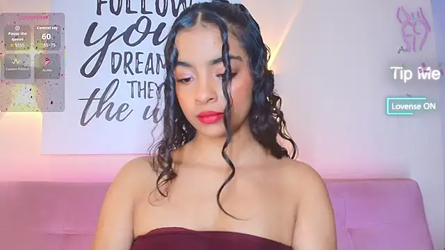 SunnyGilmoree's cam snapshot